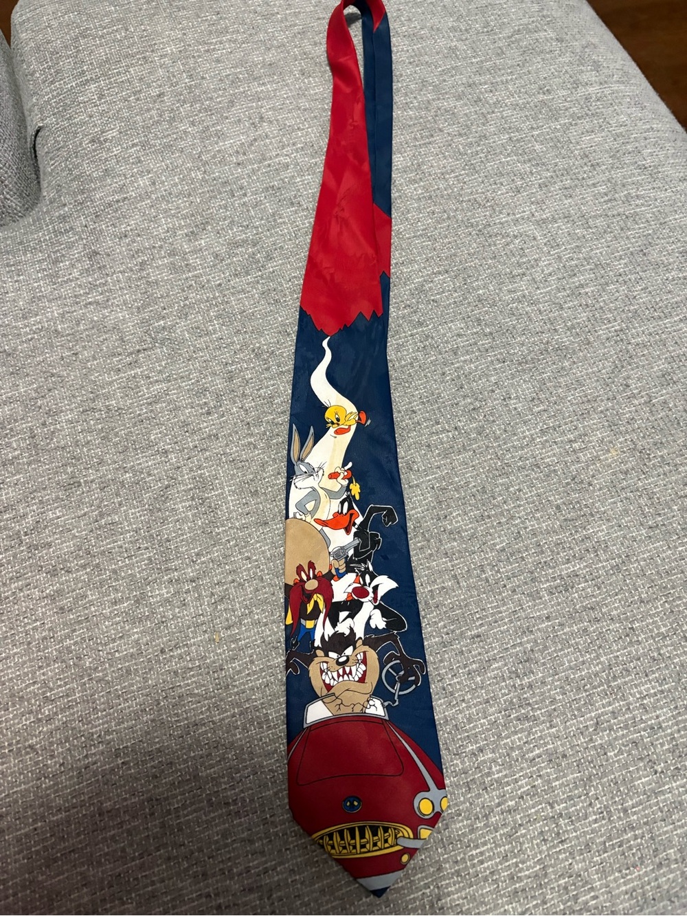 Warner Bros. Looney Tunes Navy and Red Character Tie